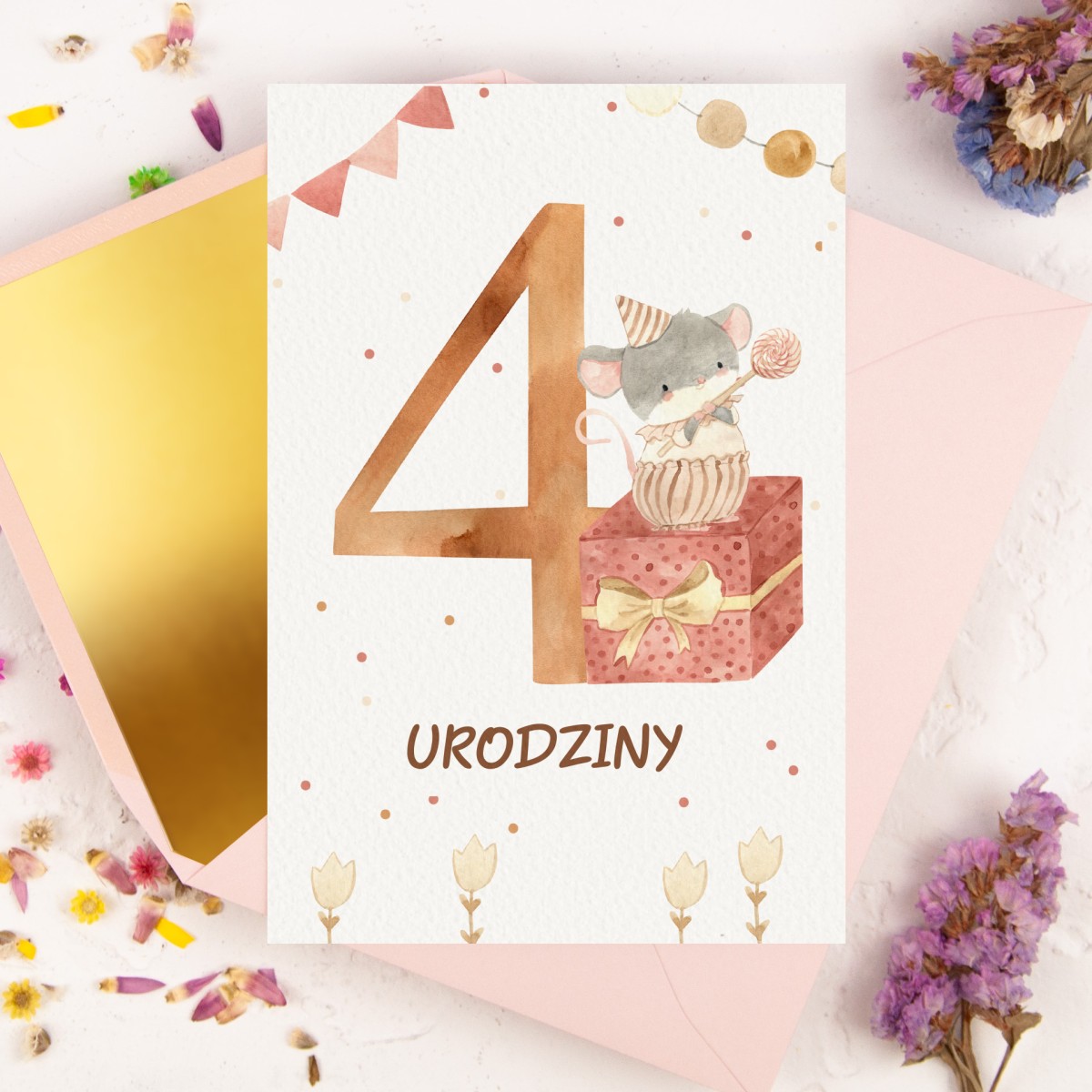 Personalizowana Kartka na czwarte urodziny dziecka z cyfrą i małą myszką - Little Mouse